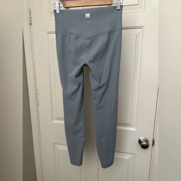 Vuori Studio Rib Leggings - Picture 3 of 5